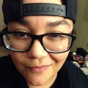 Meet your Posher, Beatrice